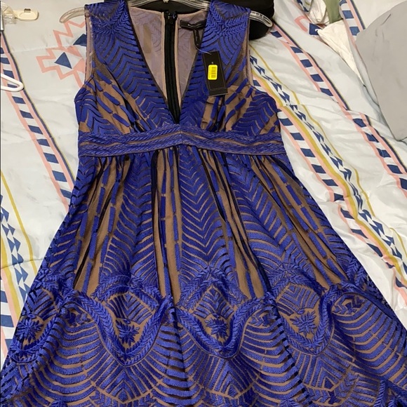 New BCBGMAXAZRIA KELLYN Dress - Picture 3 of 10